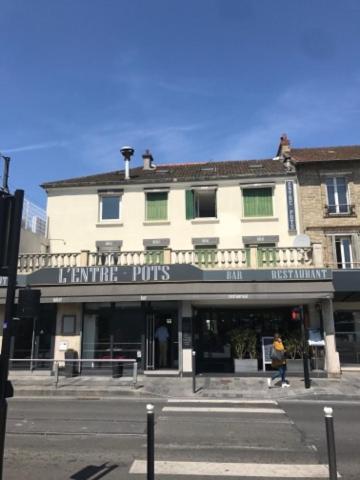 Hotel L'Entre-Pots Sartrouville Exterior foto